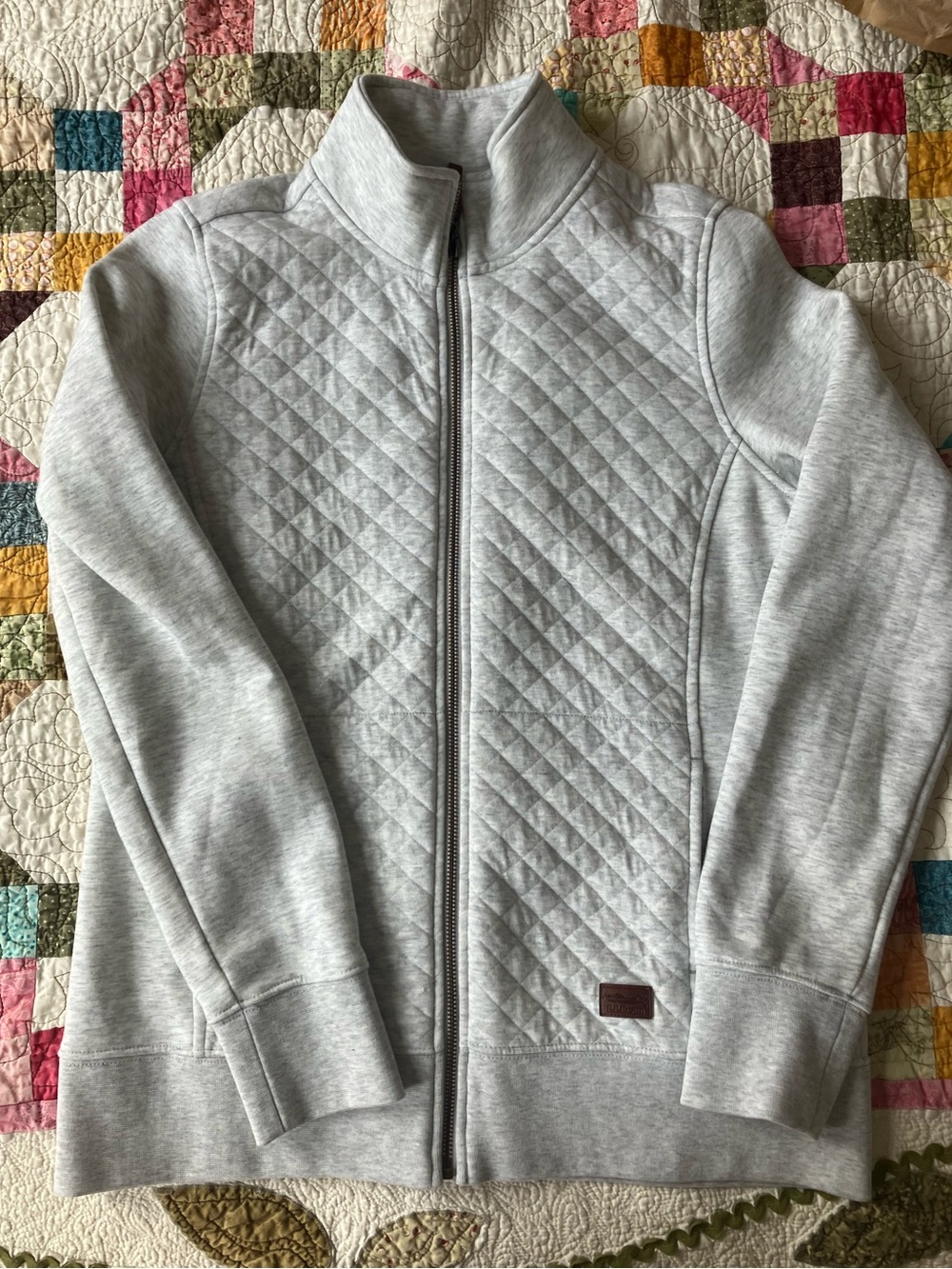 NWT L.L. Bean Women’s Light Gray Quilted Full-Zip Sweatshirt